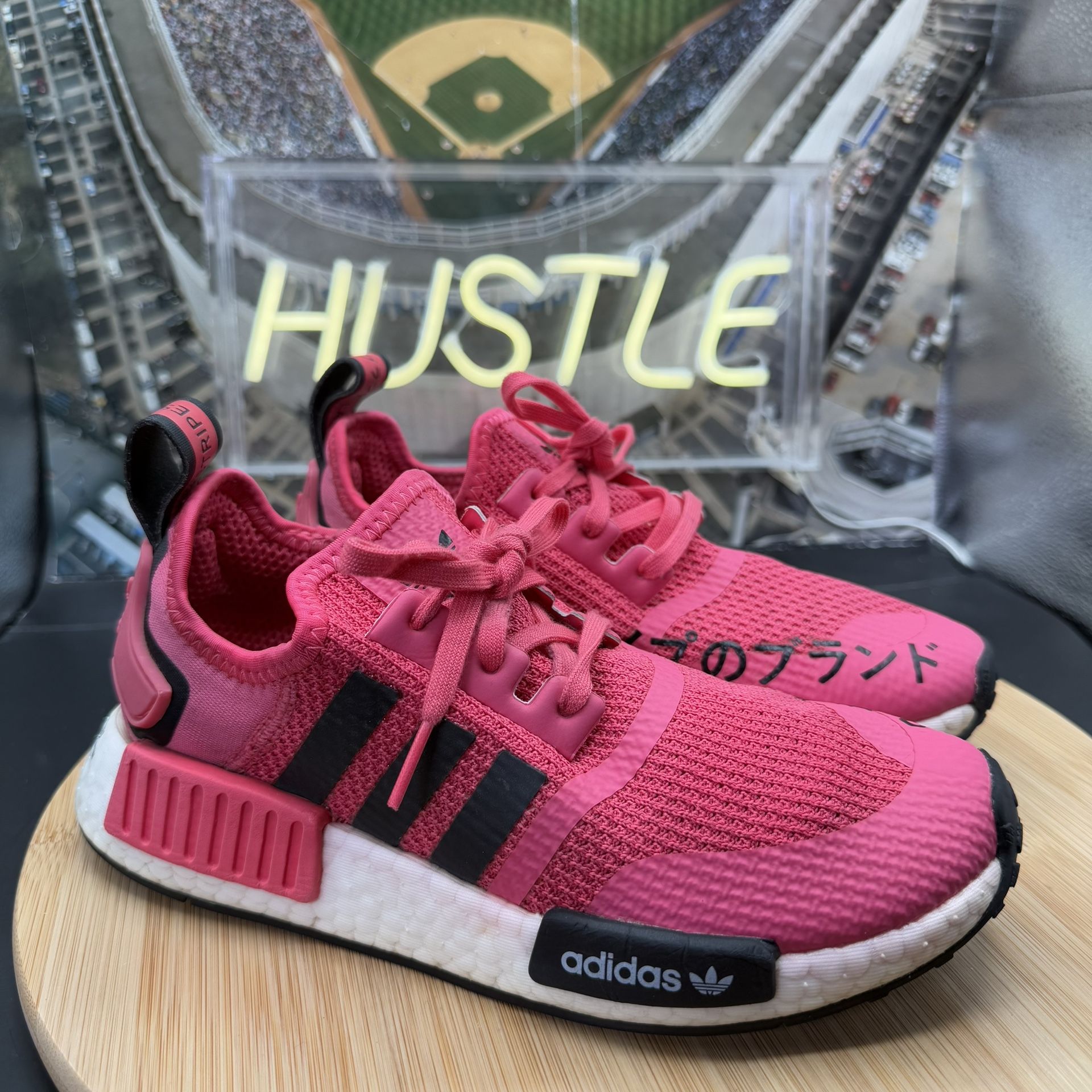 Adidas NMD_R1 Super Pnk Youth Sz 5/ Women’s Sz 6.5 - photo 2