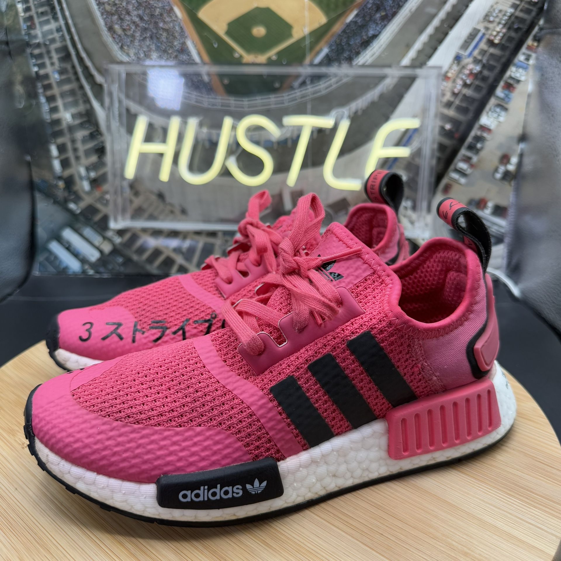 Adidas NMD_R1 Super Pnk Youth Sz 5/ Women’s Sz 6.5 - photo 3
