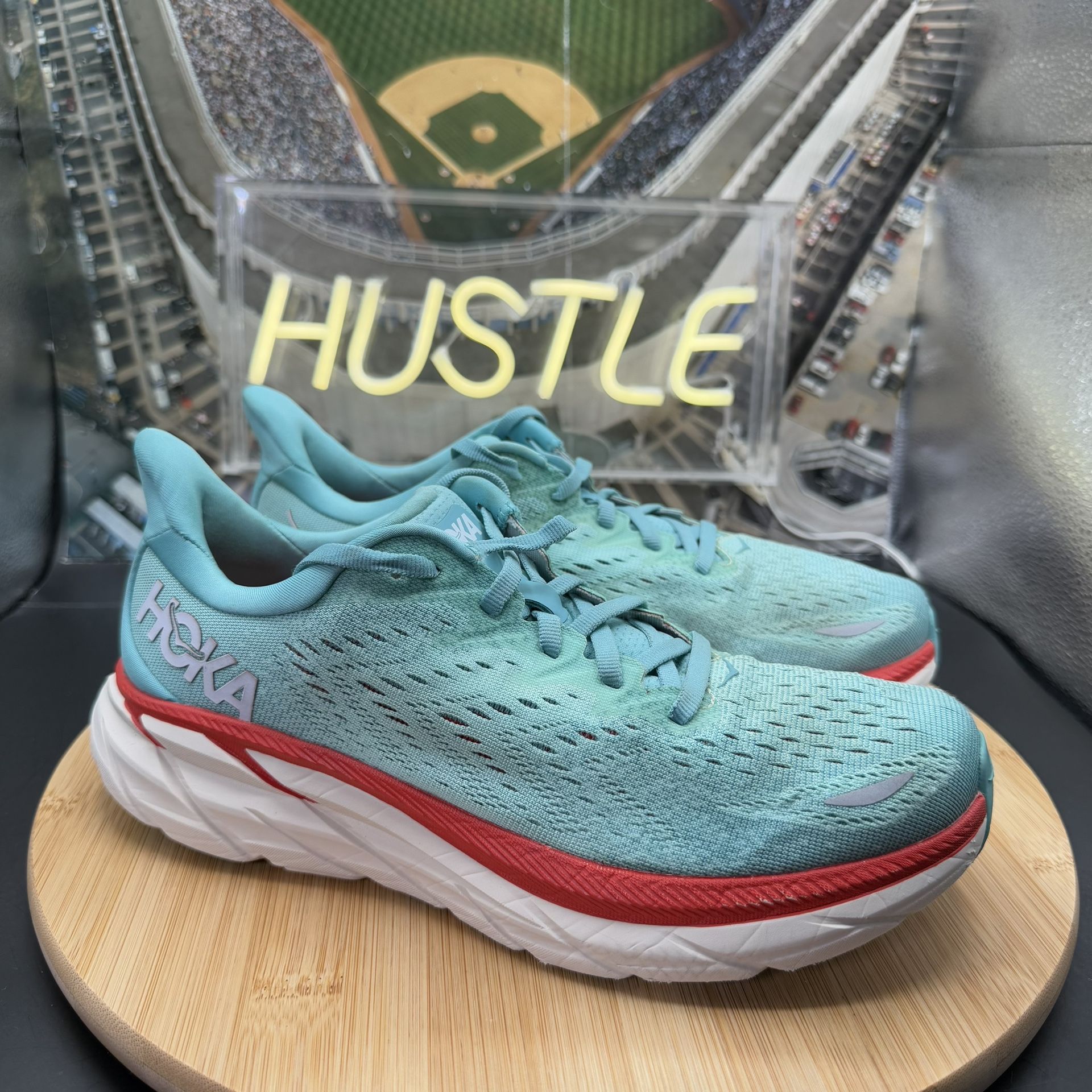 Hoka One One Women’s Clifton 8 “Aquarelle/Eggshell Blue” Sz 7.5B - photo 2
