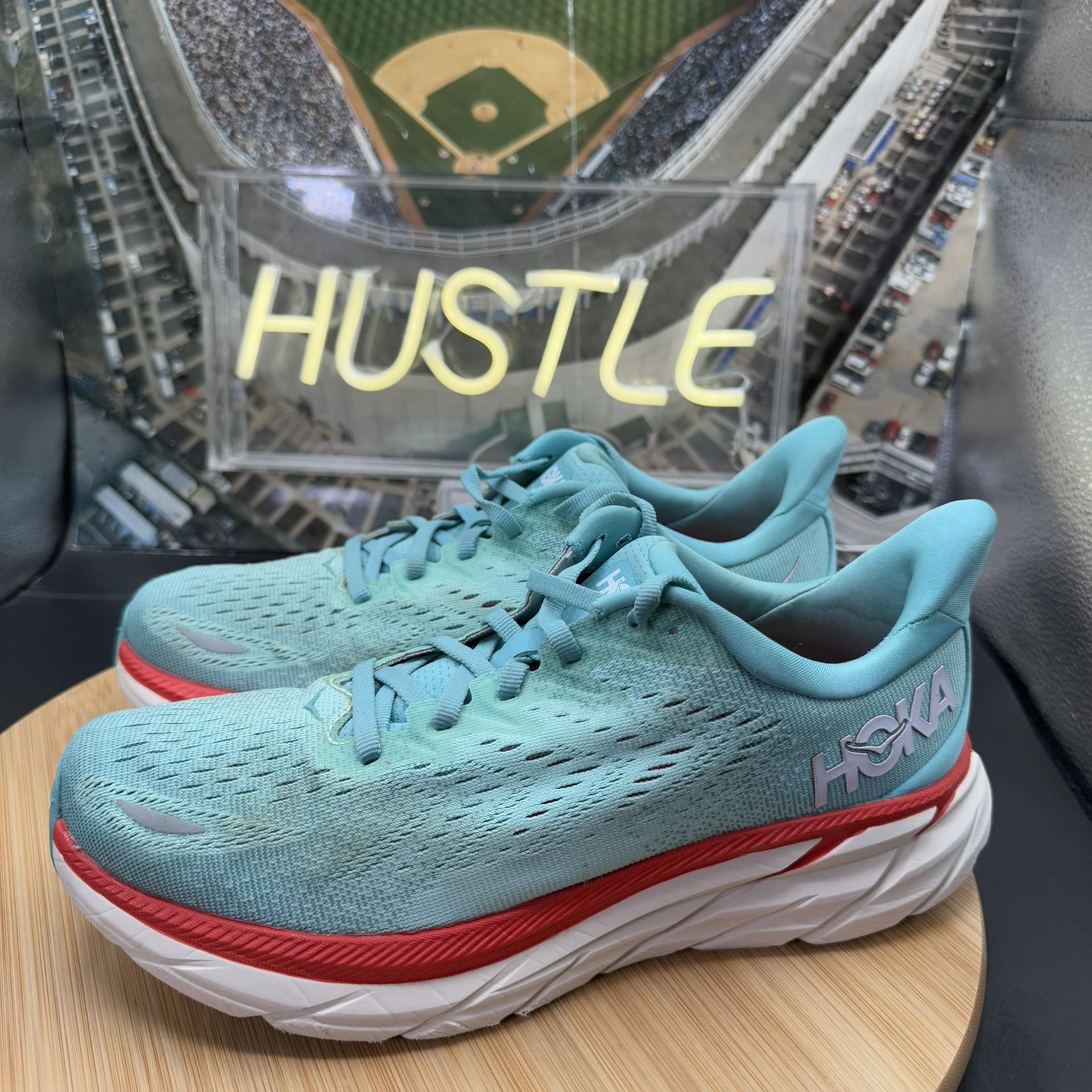 Hoka One One Women’s Clifton 8 “Aquarelle/Eggshell Blue” Sz 7.5B - photo 3