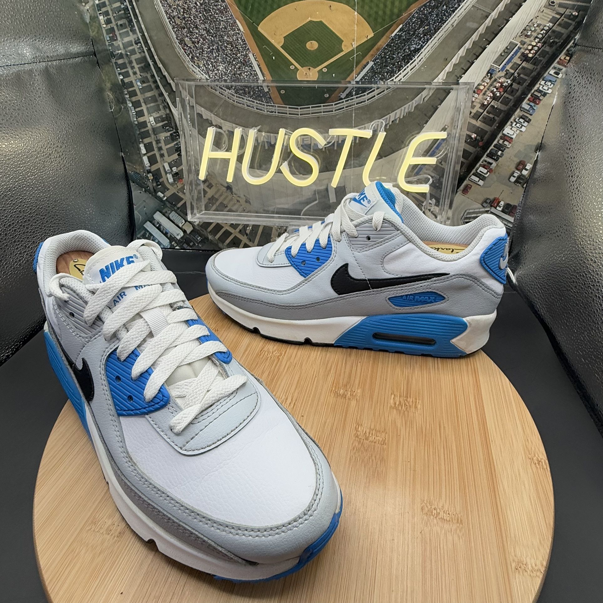 Nike Air Max 90 (GS) White/black-Photo Blue/Pure Platinum Size 6