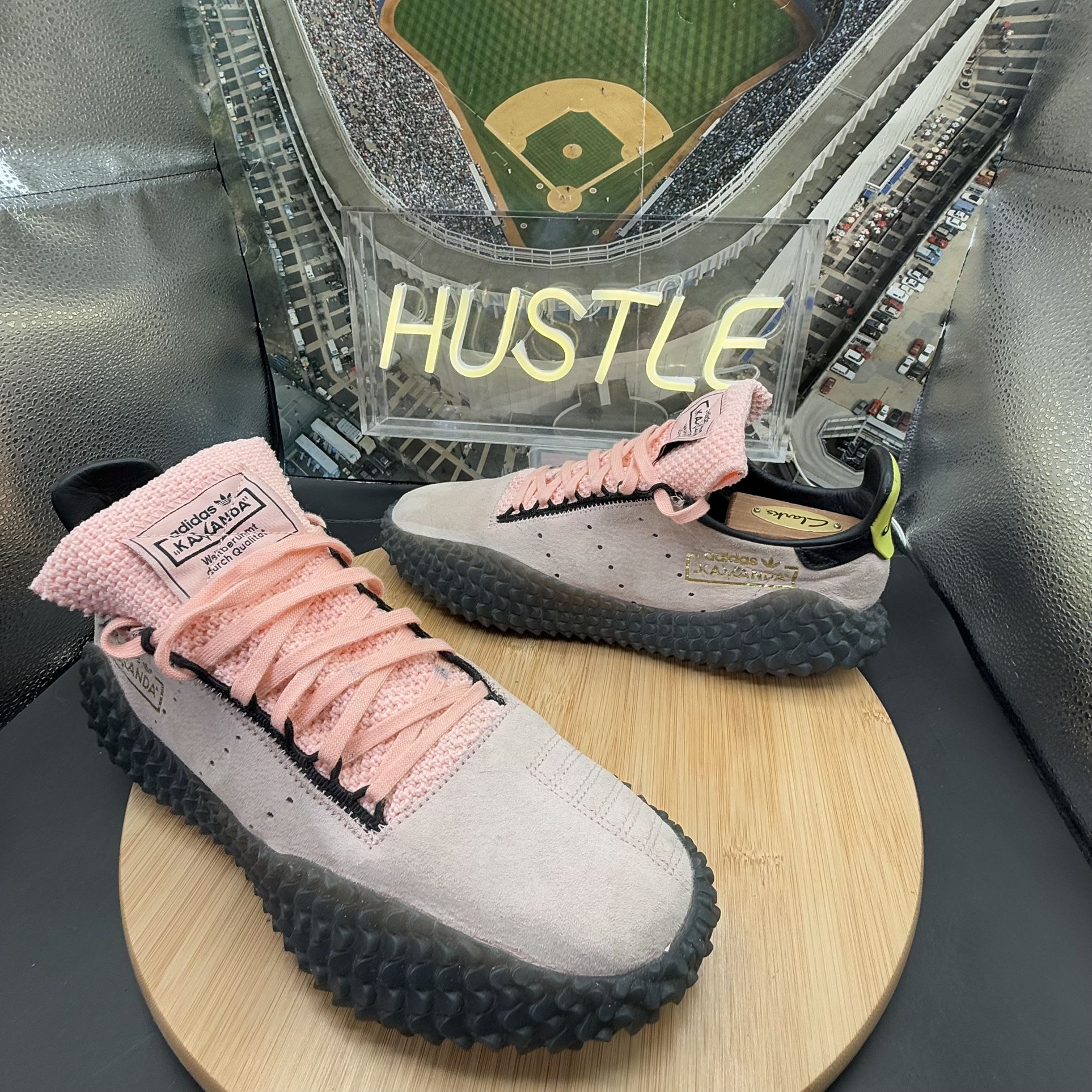 Adidas Dragon Ball Z x Kamanda Majin Buu Size 8.5 Men