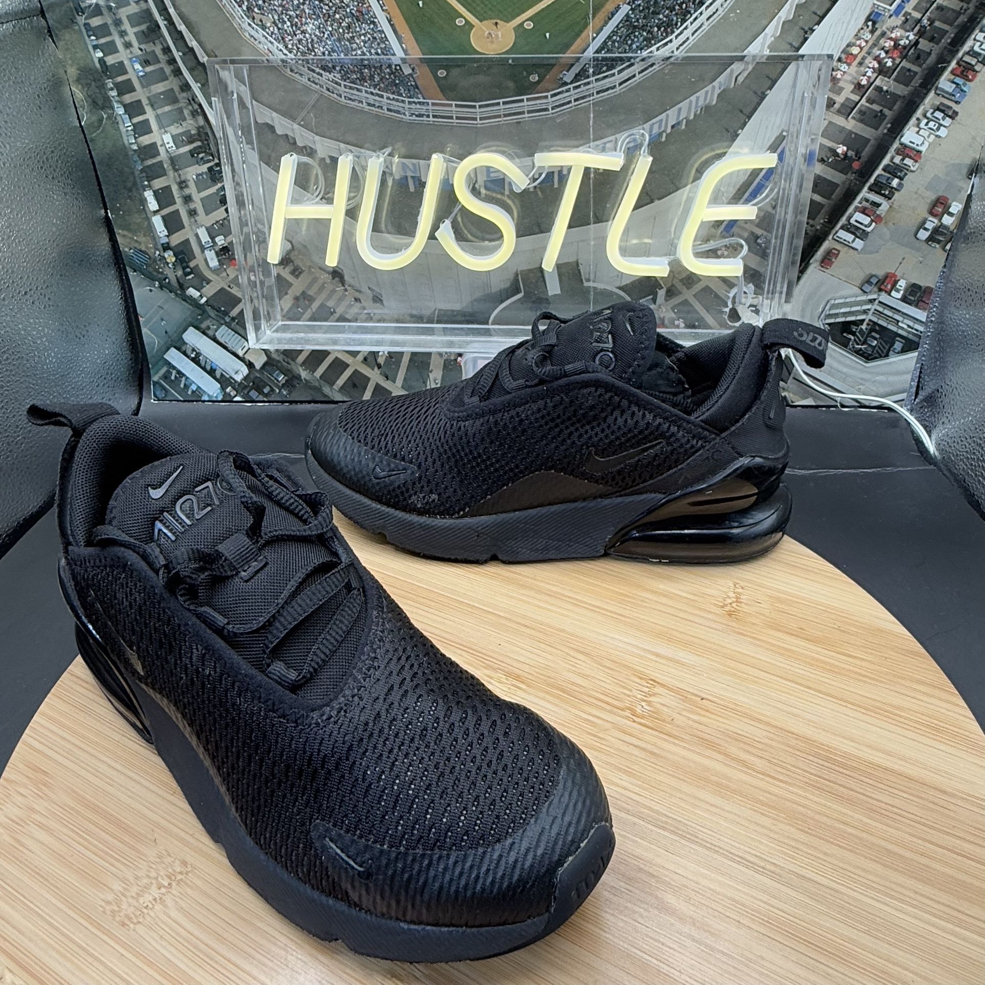 Nike Air Max 270 (PS) ‘Triple Black' Sz 2Y
