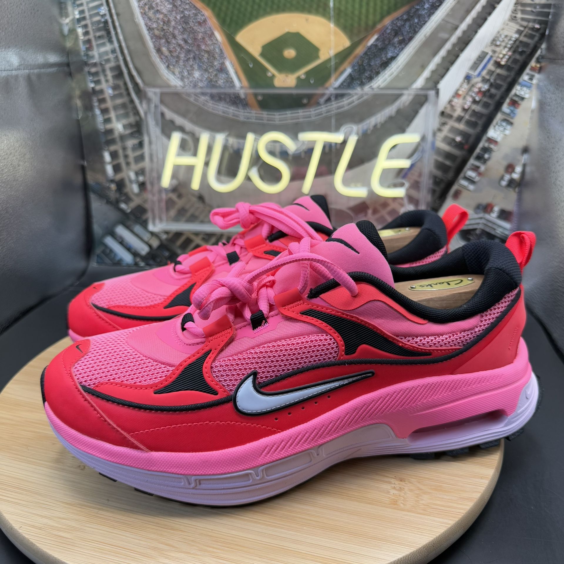 Nike Air Max Bliss Women's 10.5 Laser Pnk/White/Solar Red Run - photo 3