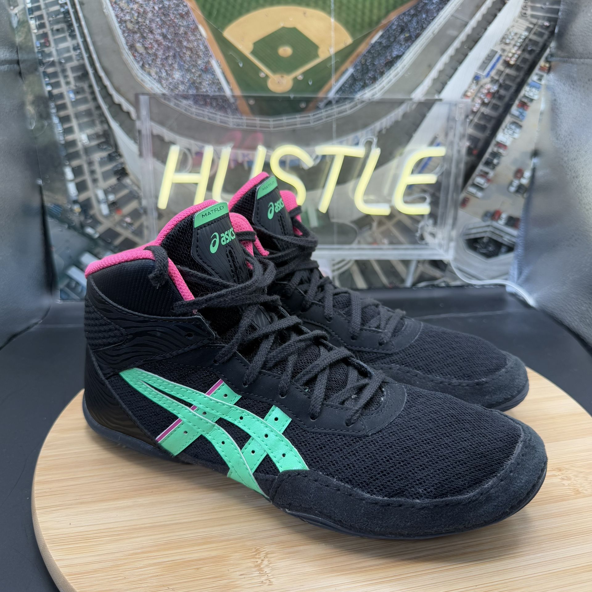 Asics Matflex 7 Black/New Leaf Men’s Sz 7.5 - photo 2