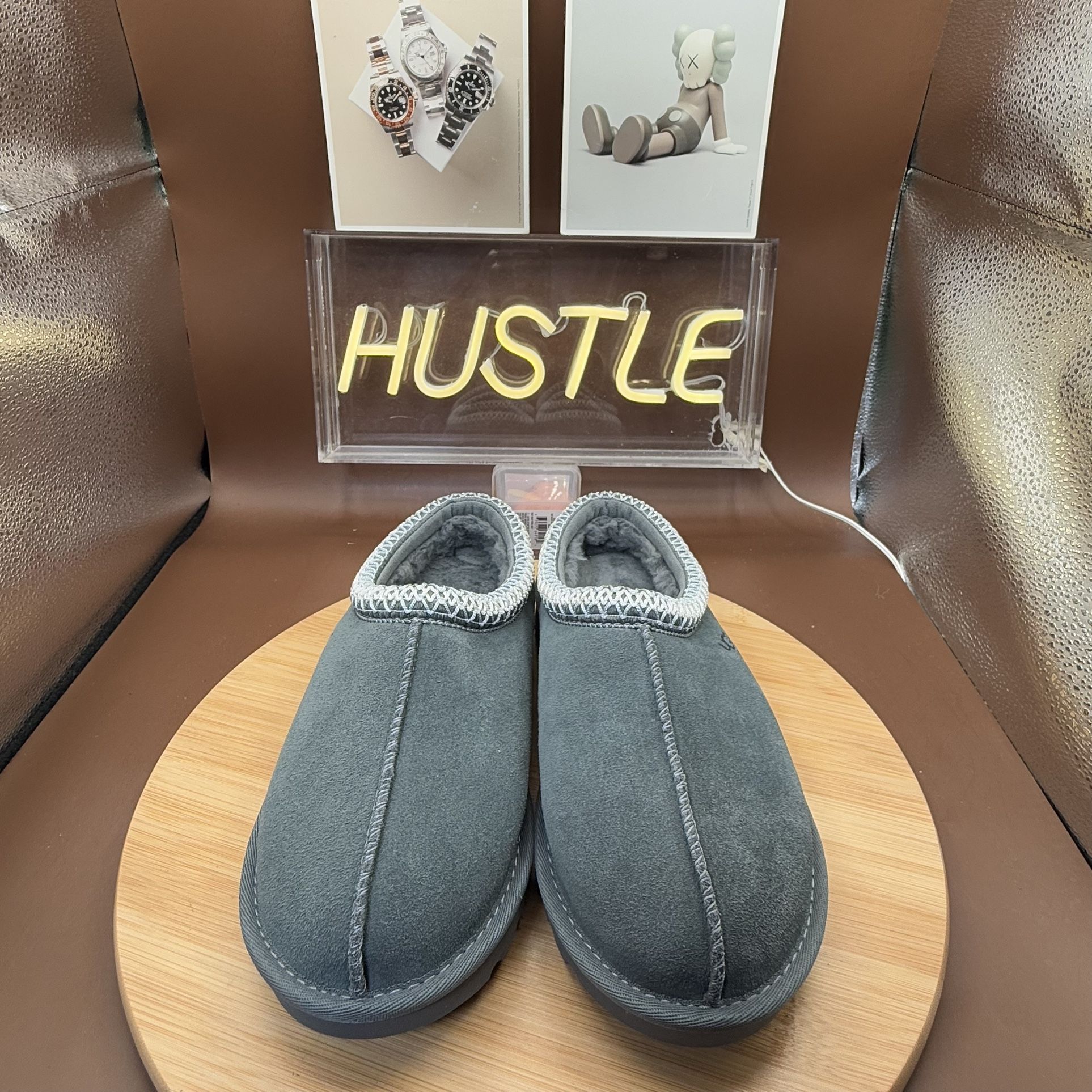 UGG TASMAN SLIPPER WOMENS US 7 CHARCOAL GRAY SUEDE/ WOOL SLIP-ON - photo 4