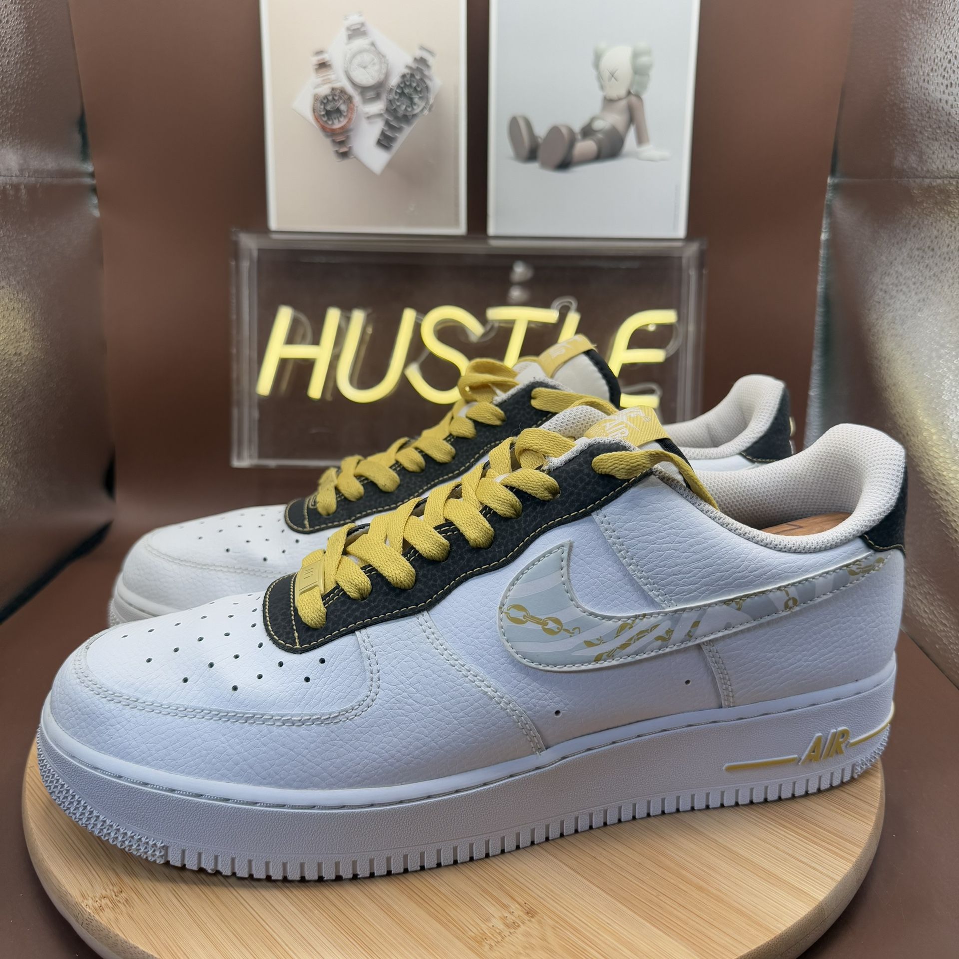 NIKE AIR FORCE 1'07 LV8' GOLD LINKS ZEBRA SIZE US 12 - photo 2