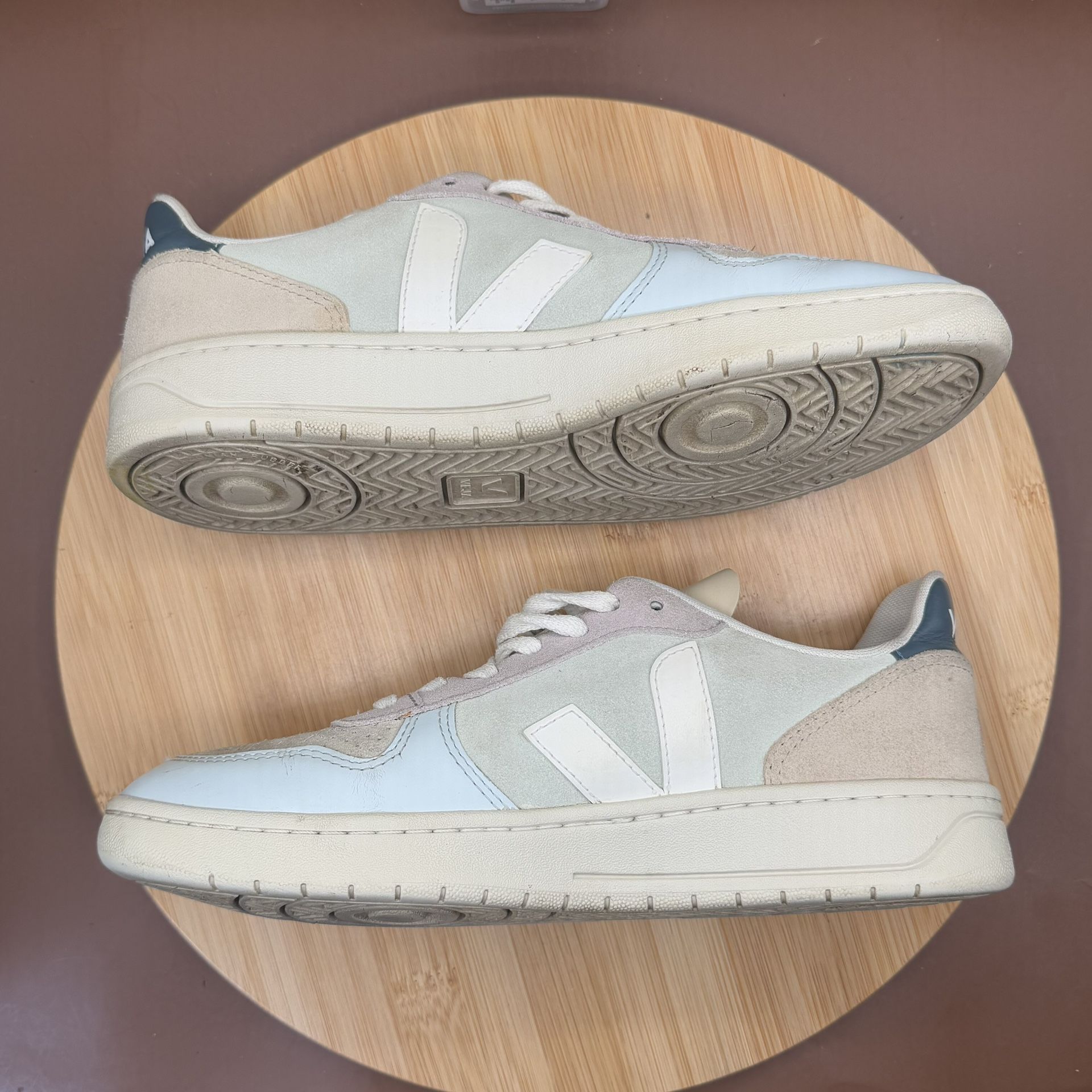 VEJA V-10 SUEDE JADE WHITE MULTICOLOR WOMENS SZ 8 - photo 5
