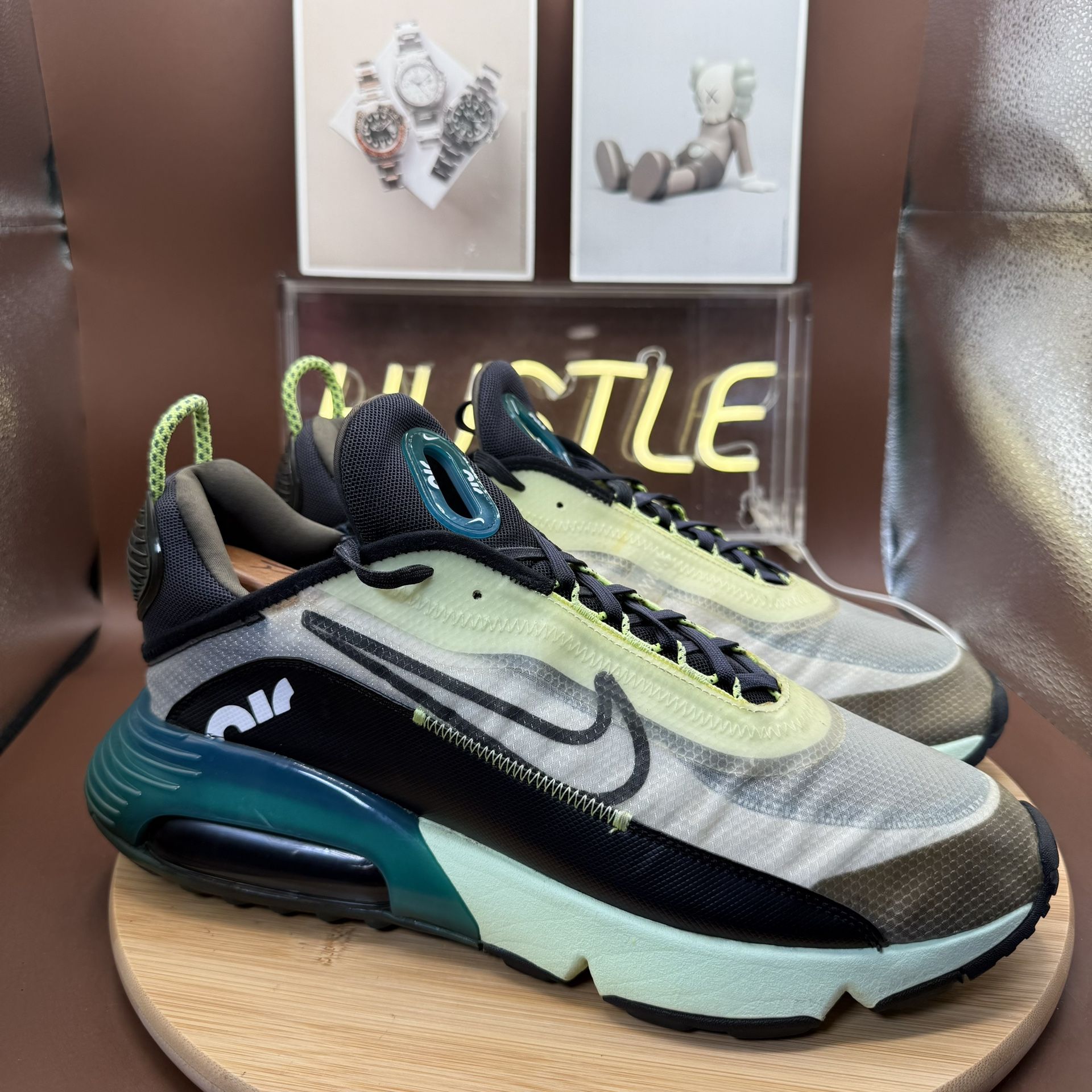Nike Air Max 2090 'Volt Blue' Men's size 11.5 - photo 2