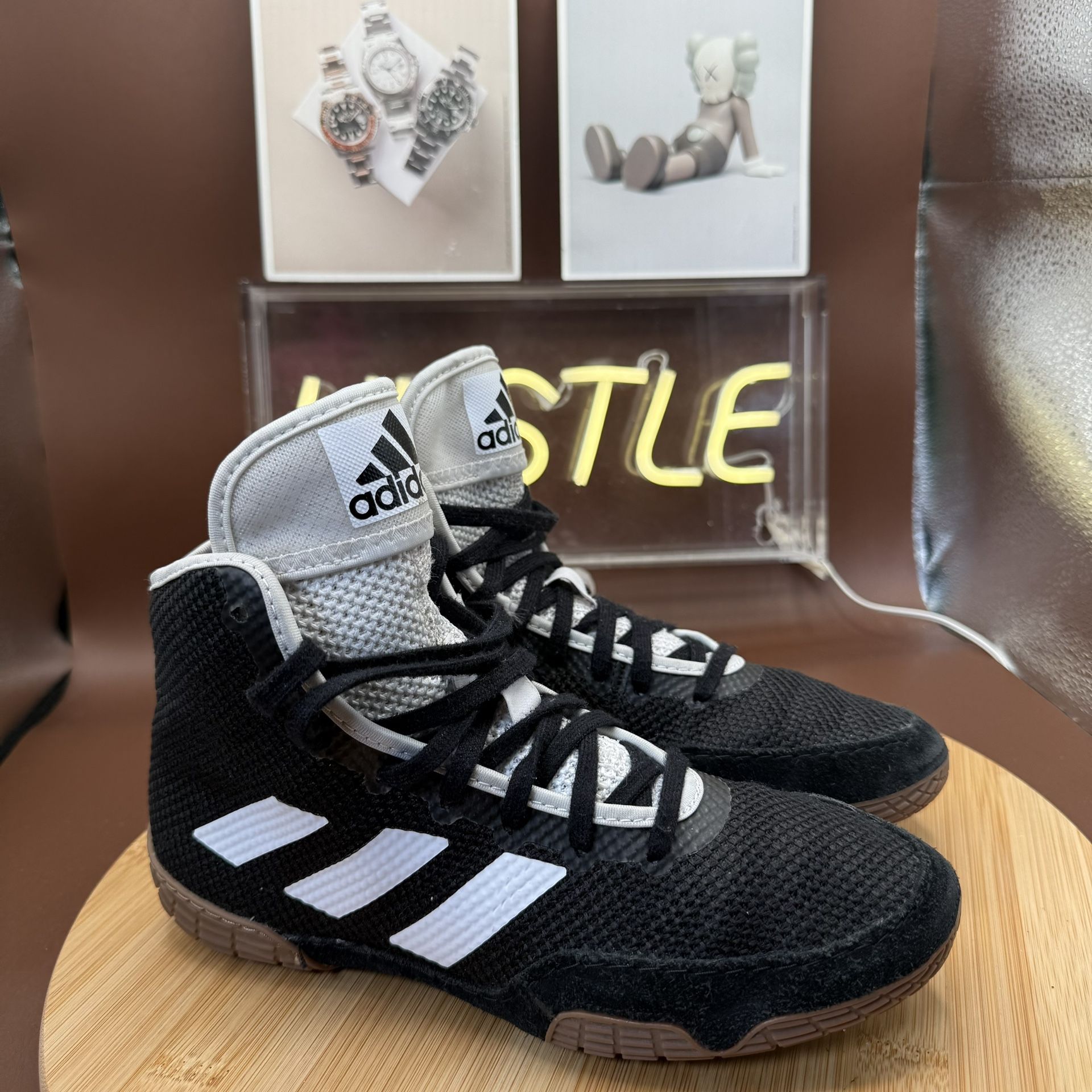 Adidas Tech Fall 2.0 Wrestling Shoes Youth Size 4 Black/White - photo 2