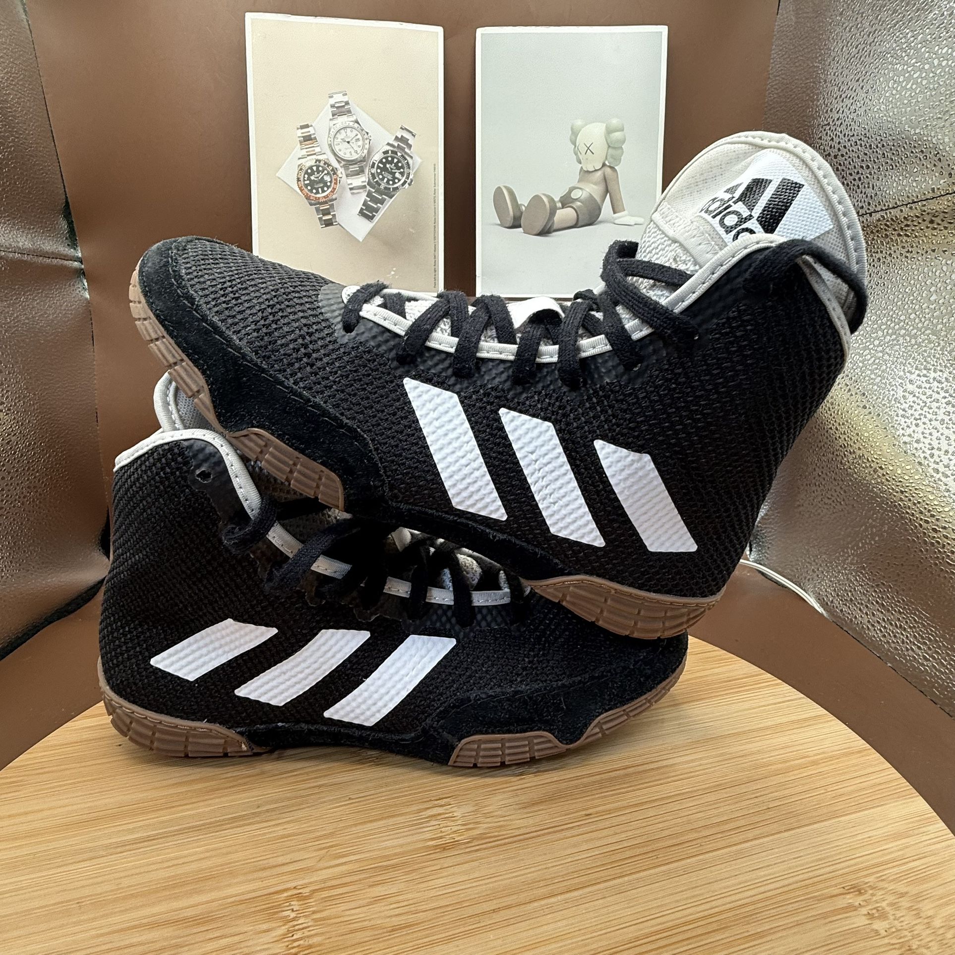 Adidas Tech Fall 2.0 Wrestling Shoes Youth Size 4 Black/White - photo 4