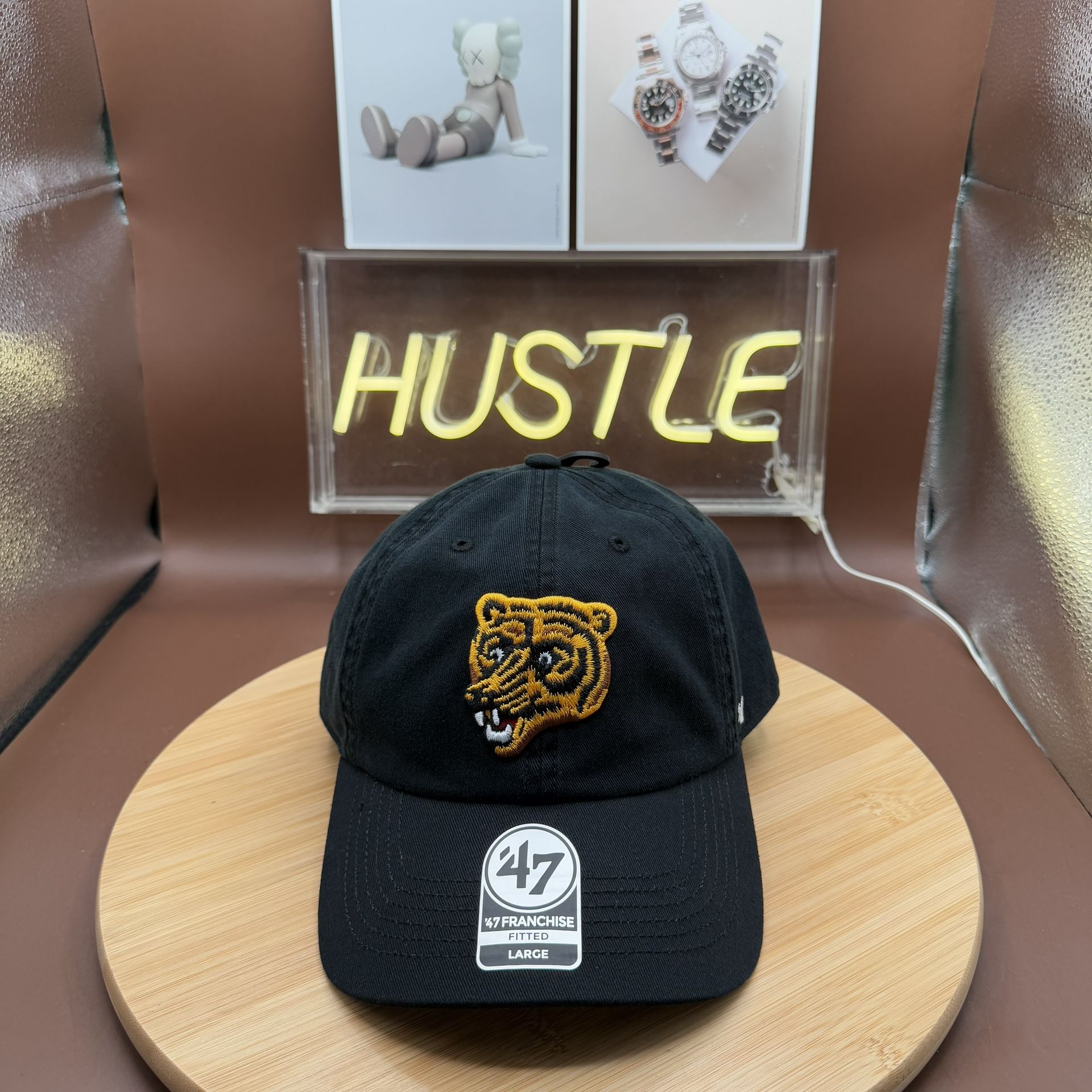Boston Bruins NHL '47 Franchise Vintage Throwback Black Fitted S