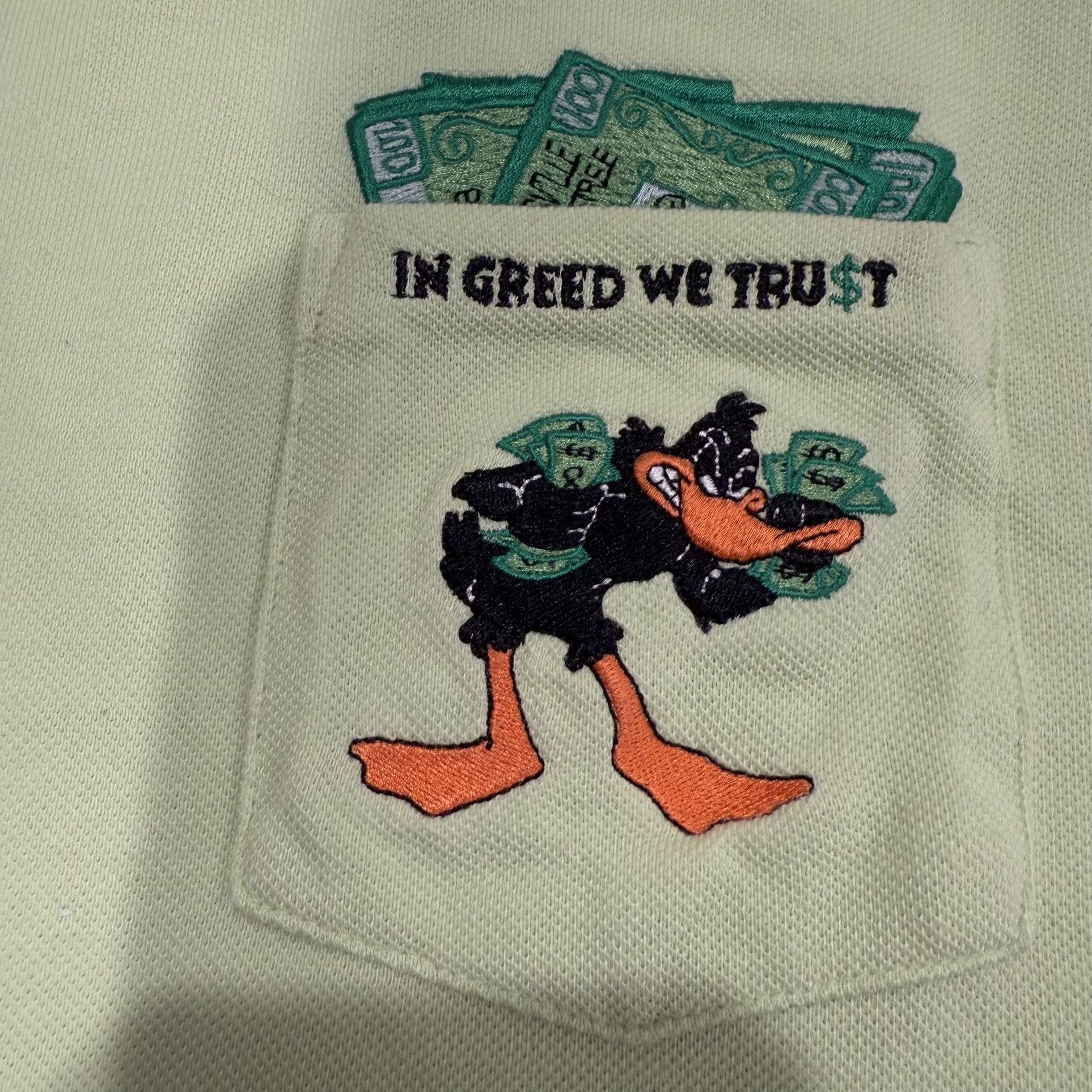 Vintage Daffy Duck "In Greed We Trust" Shirt M - photo 5