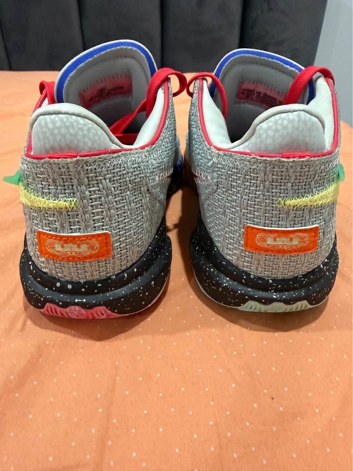 LeBron 20s (light silver) - photo 3