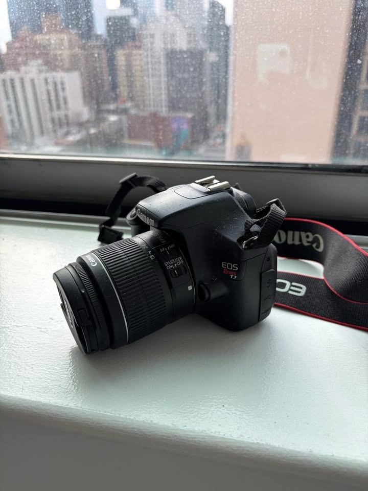 Canon Eos Rebel T3 - photo 2