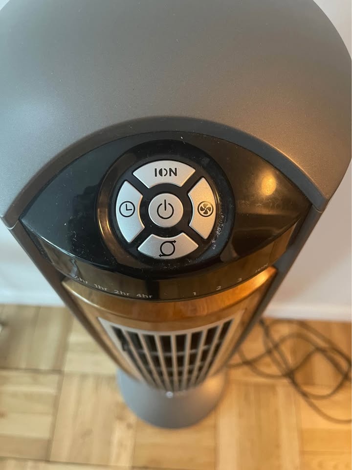 Portable Electric 42" Oscillating Tower Fan - photo 2
