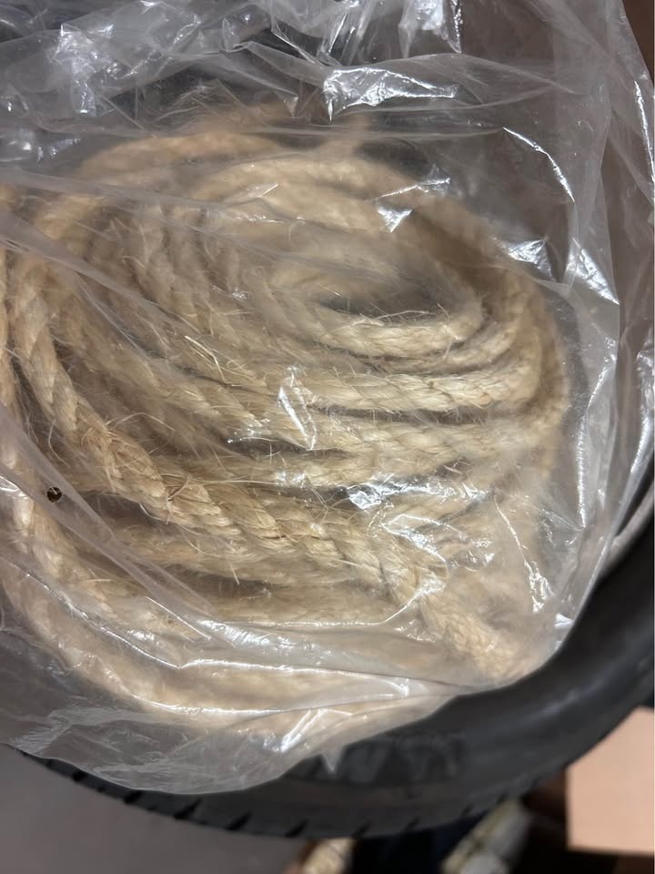 Replacement rope for cat tree cat condo - photo 2