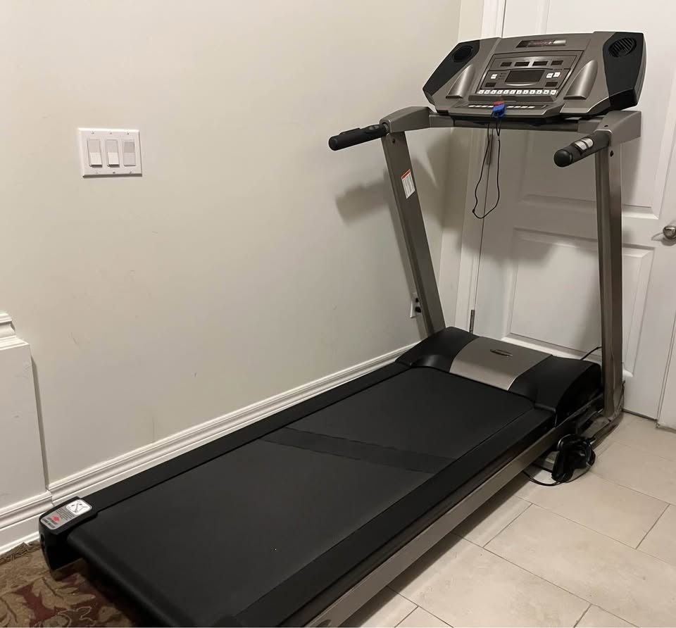 Freespirit Treadmill - photo 4