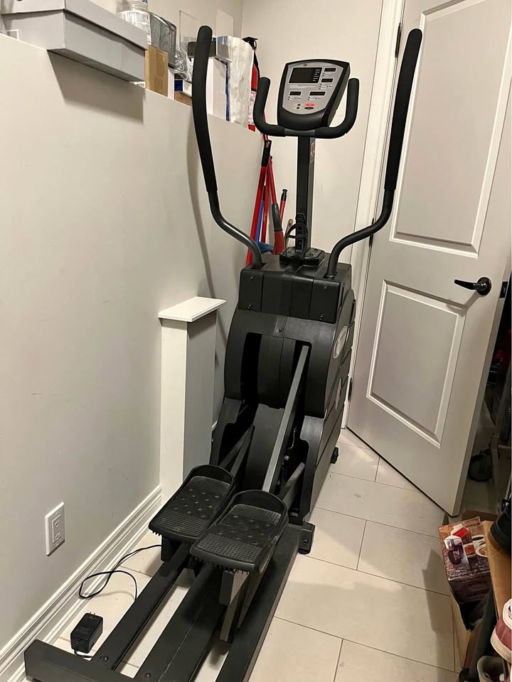 Schwinn 427p Elliptical