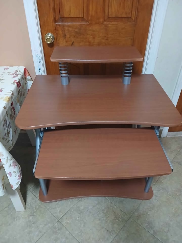 Multi-Tier Desk (Dimensions- 32 x 36 x 22 (L x H x W)) - photo 3
