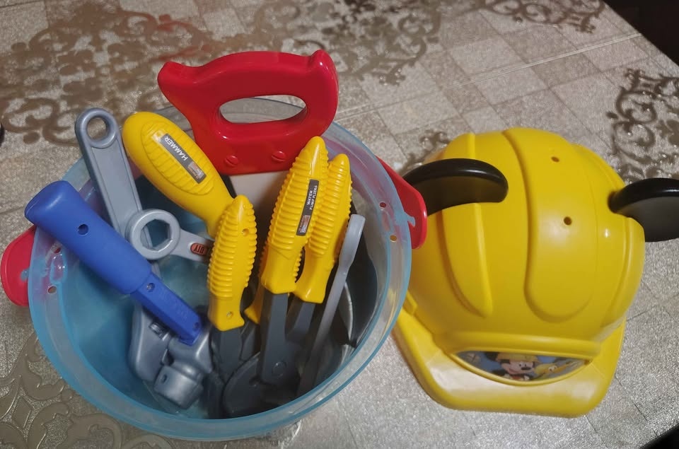 Handy helper tool bucket Toy Tool Set - photo 3