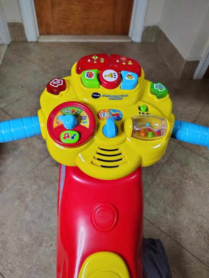 VTech 2-in-1 Learn & Zoom Motorbike