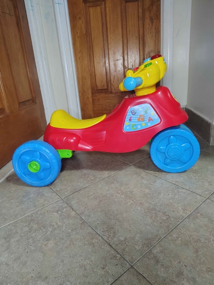 VTech 2-in-1 Learn & Zoom Motorbike - photo 5