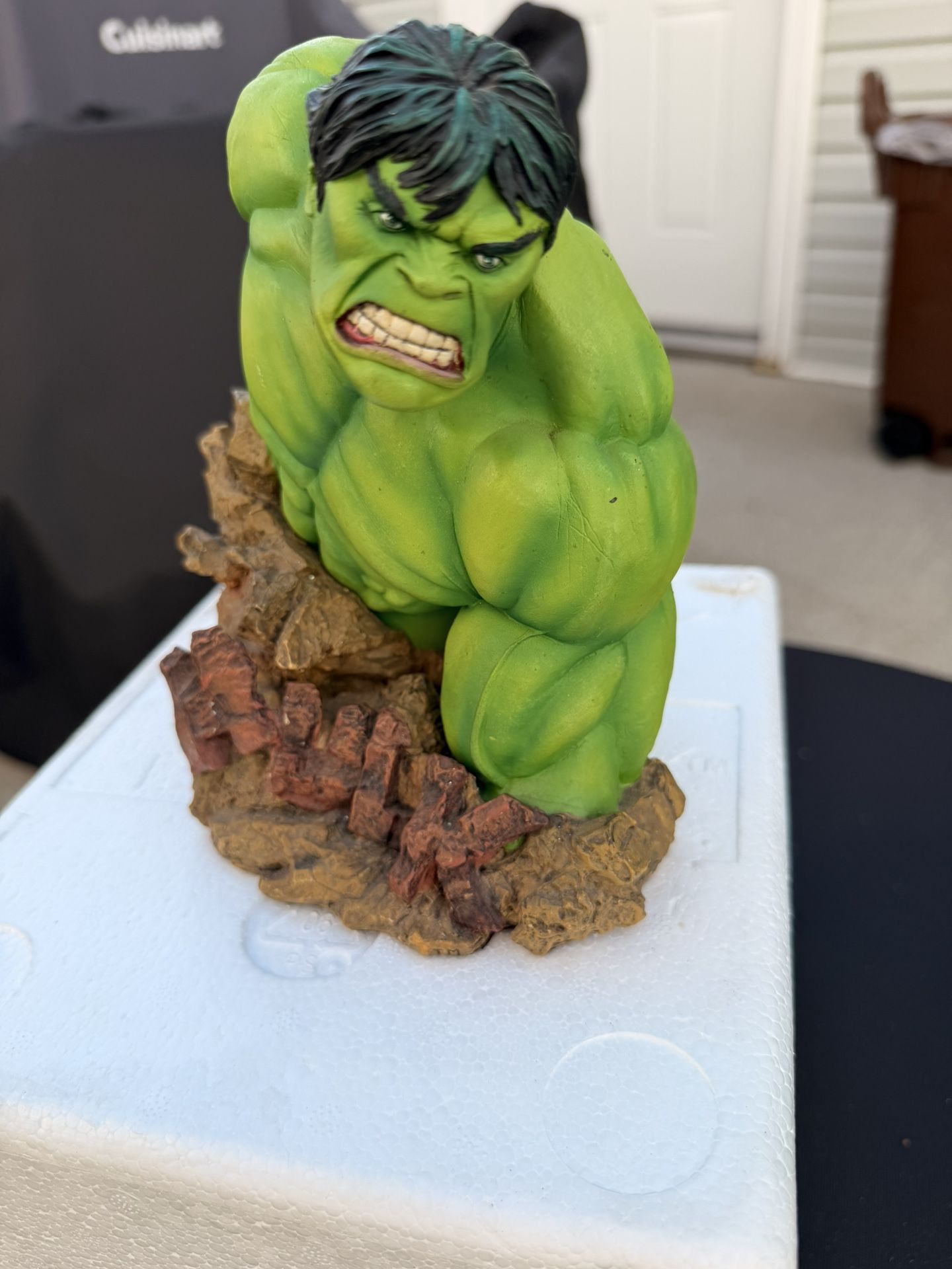 Marvel Universe Hulk 7" Resin Bust by Rudy Garcia - photo 2