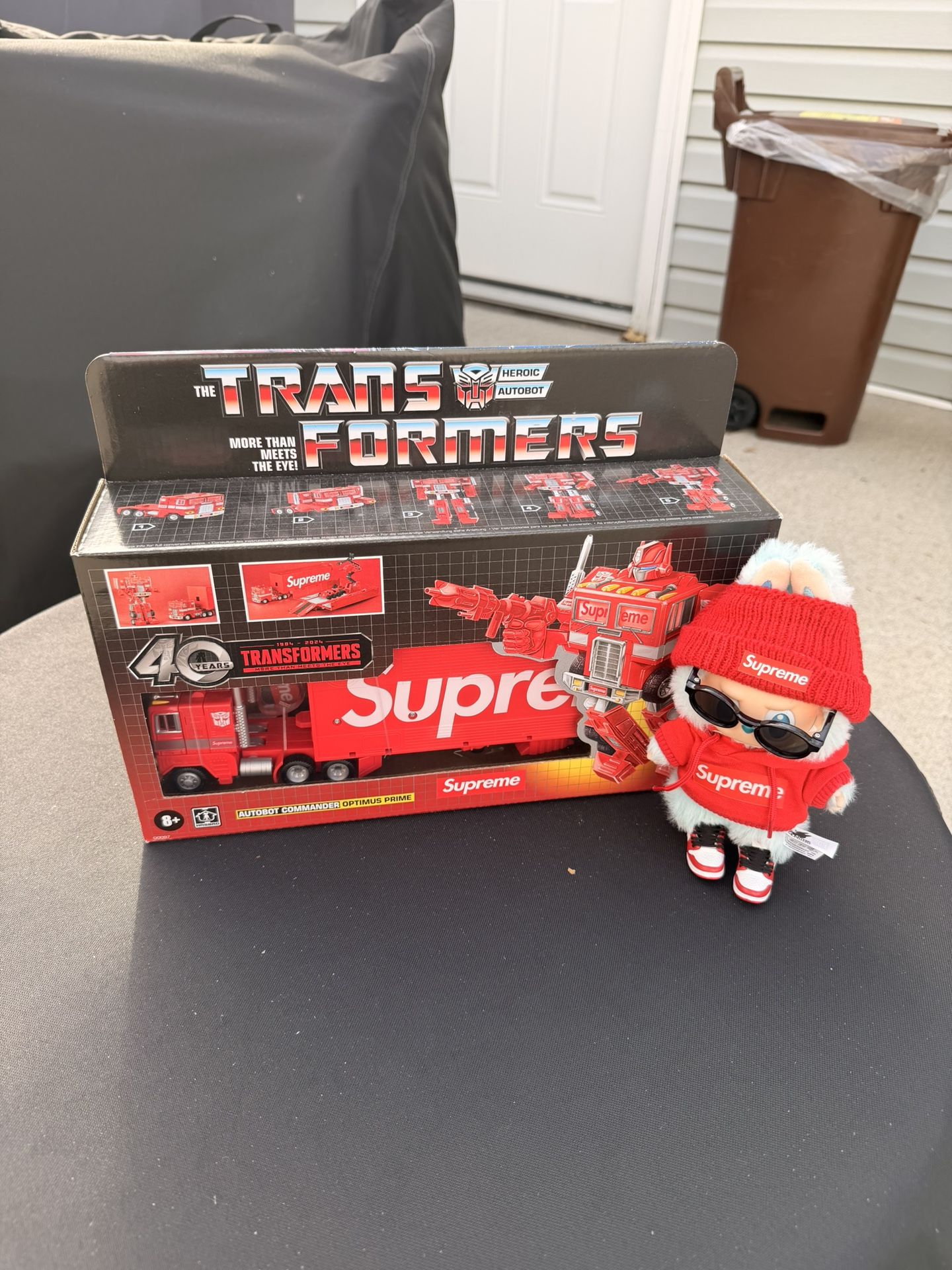 Supreme Transformers Truck and Lububa Doll - photo 2