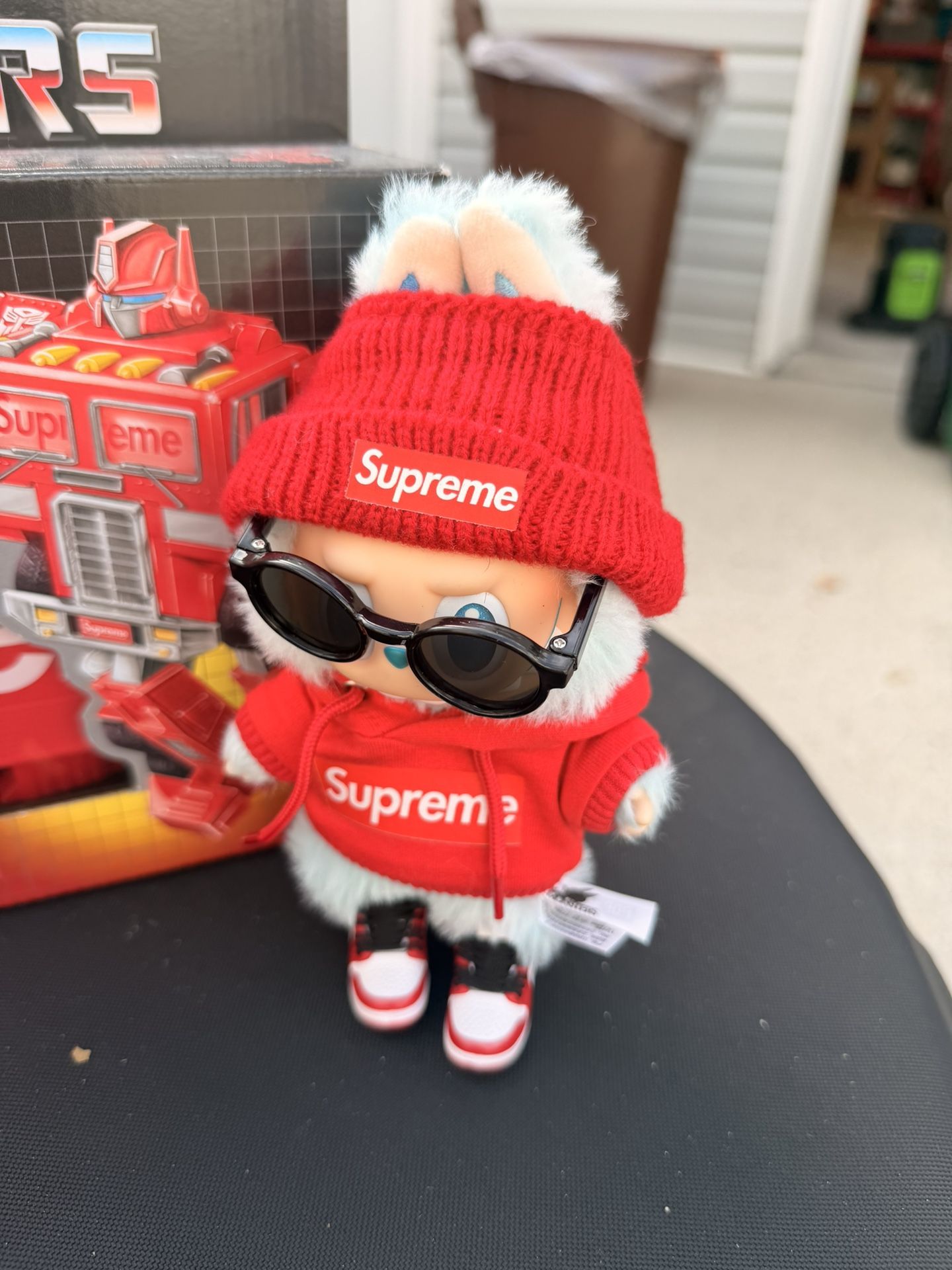 Supreme Transformers Truck and Lububa Doll - photo 4
