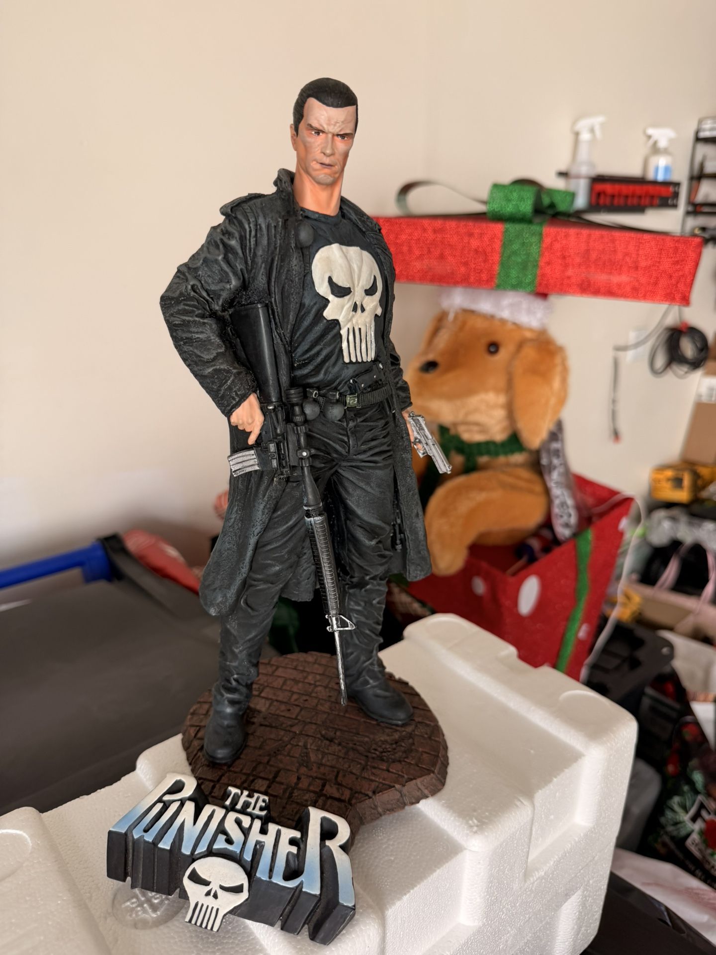 Neca Punisher Statue ( NEW ) - photo 3
