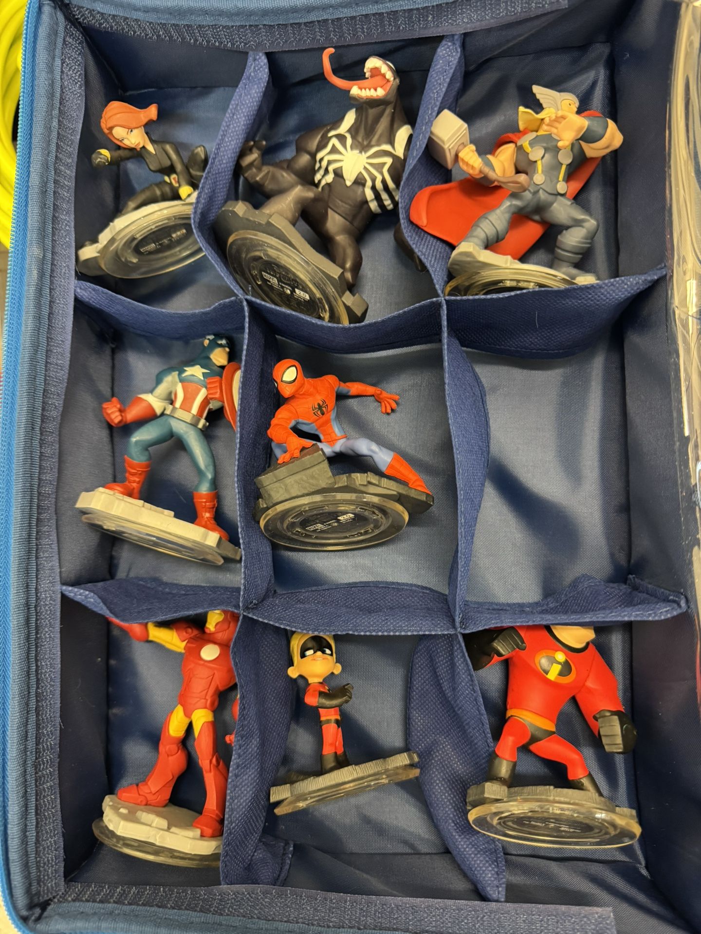 Infinity Figures with Case - photo 5