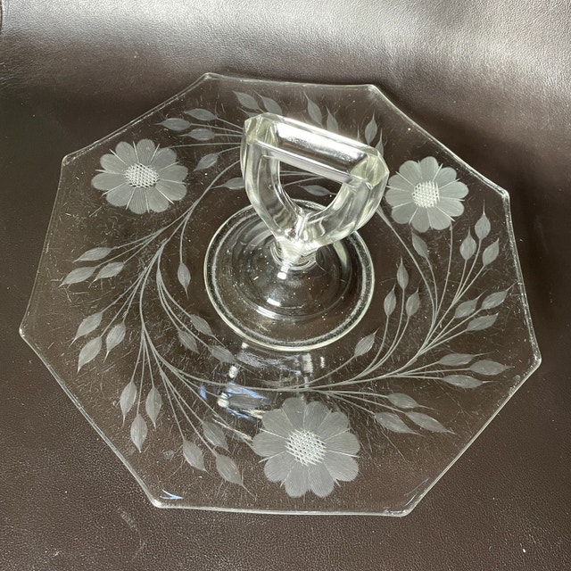 Vintage Octagon Etched Glass Serving Platter/Tray-Center Handle