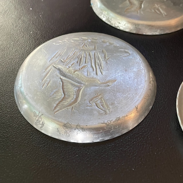 7 Vintage Mid Century 60s Brushed Aluminum Coasters - photo 4