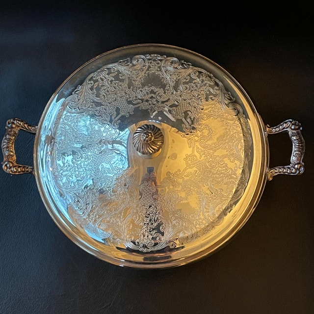 Vintage WM Rogers Silverplate Bowl- Pyrex Insert - photo 3