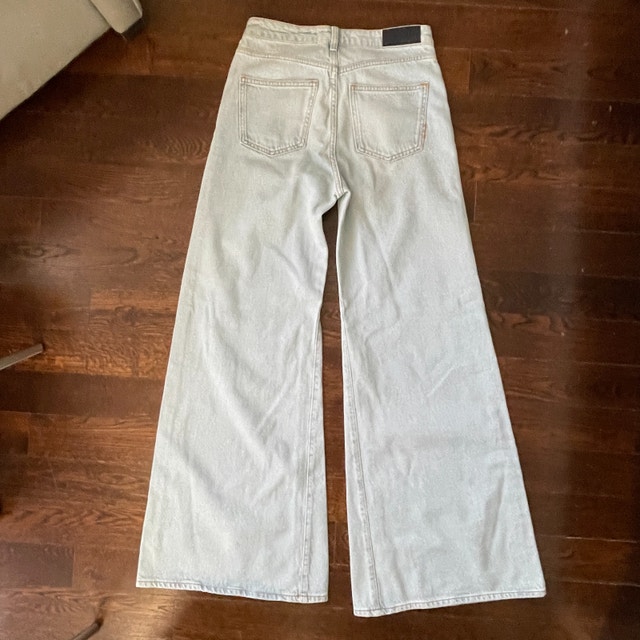 Like New Women's Scotch & Soda High Rise Wide Leg jeans-Size 27 - photo 4