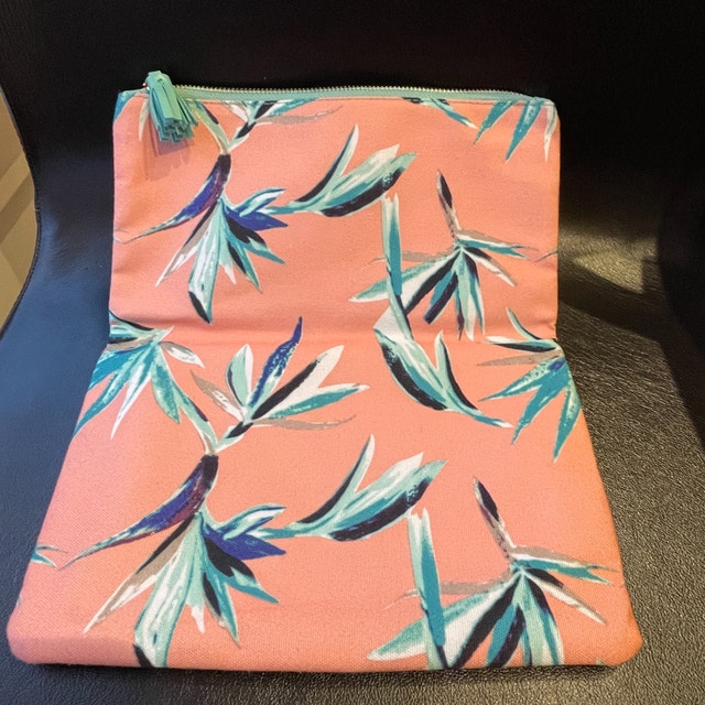 NWOT Rachel Pally LIMITED EDITION reversible leather clutch - photo 4