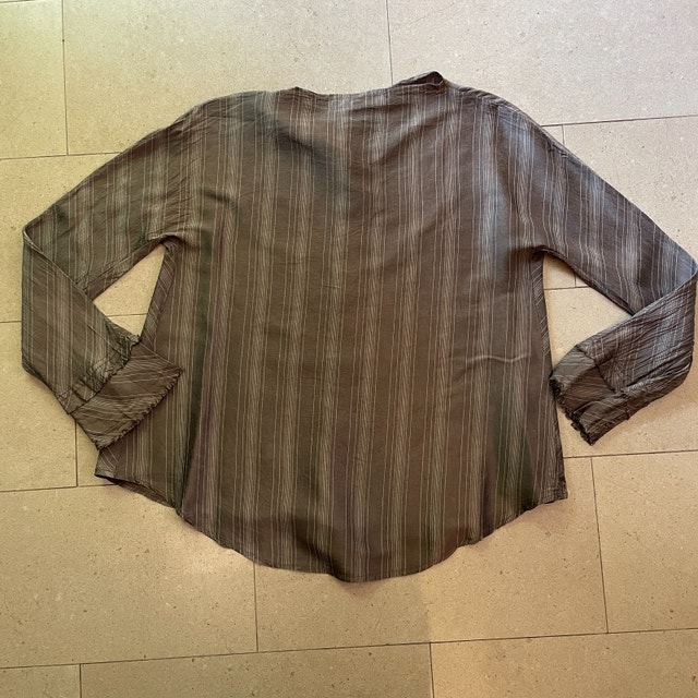 Alexia von Beck Silk Blouse Top w/ Raw Sleeve -MED - photo 3