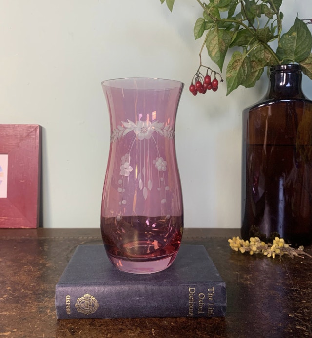 Vintage Czech Bohemia Etched Glass Cranberry Vase - photo 2