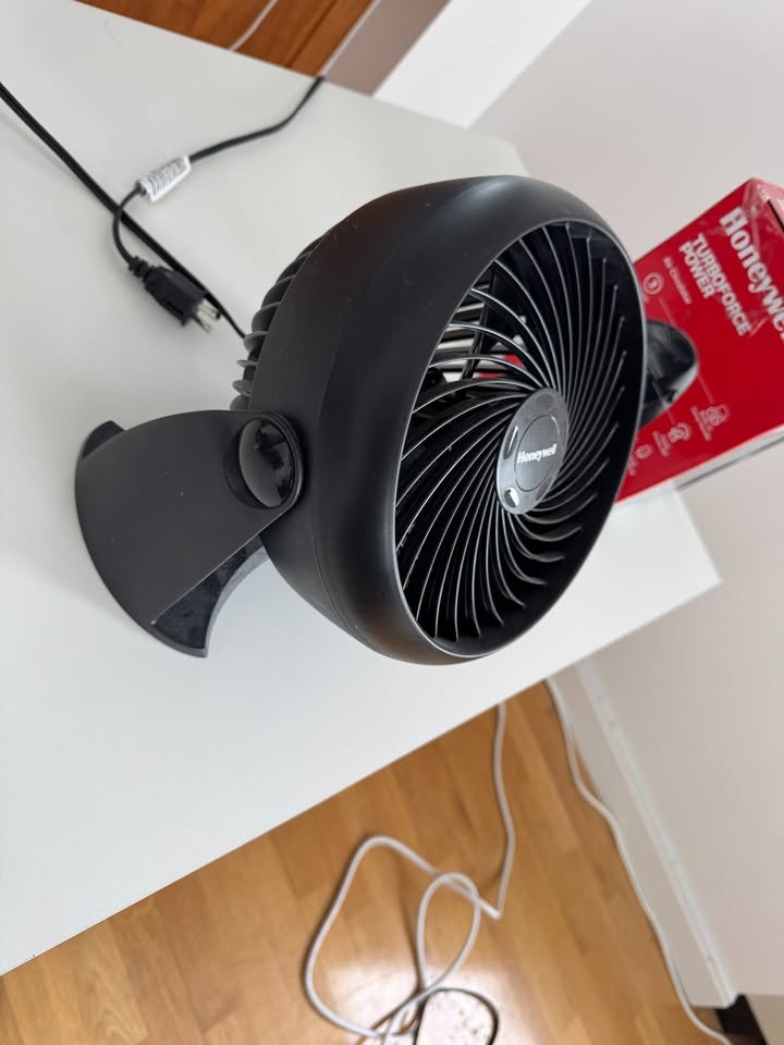 Honeywell TurboForce Air Circulator - Black - photo 3