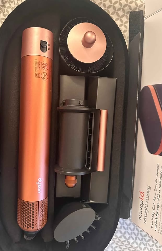 Dyson Airwrap + Dyson Clip Set + Dyson Travel Bag - photo 4