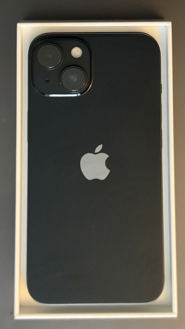 iPhone 14 - 128 gb - Like New - photo 2