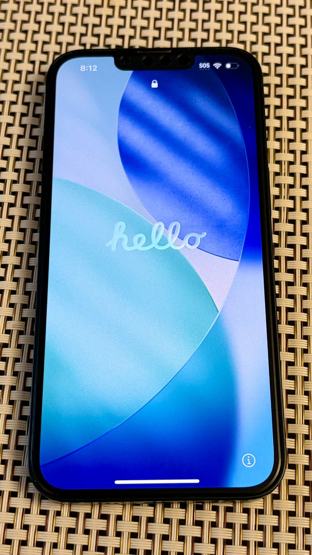 Apple iPhone 14 128 GB - Like New - photo 3