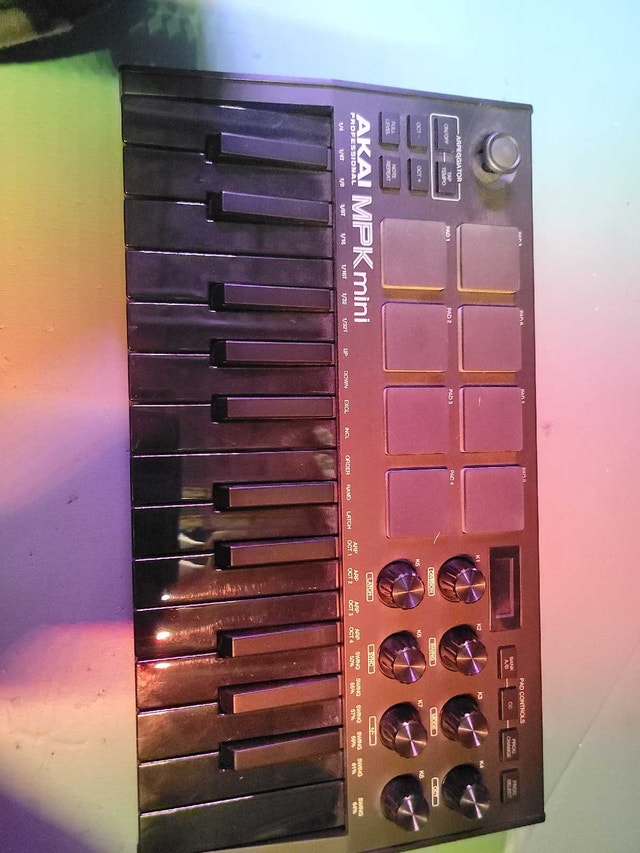 Akai MPK Mini