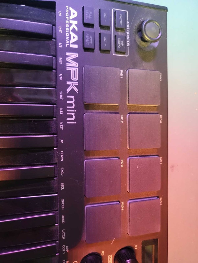 Akai MPK Mini - photo 4