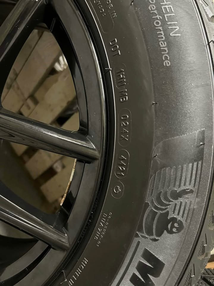 Toyota Highlander winter package 235/65 R 18 - photo 5