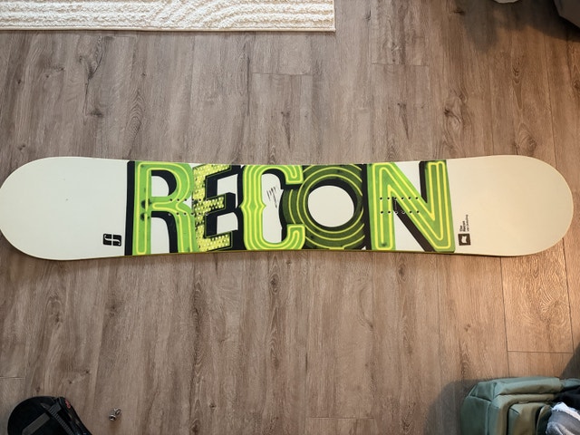 Forum Snowboard 156 CM + Burton Bindings + Size 9 US Men’s Boots - photo 2