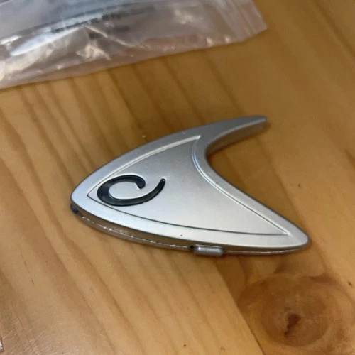 Star Trek Red Light-up Starfleet Engineer Badge Toy - photo 2