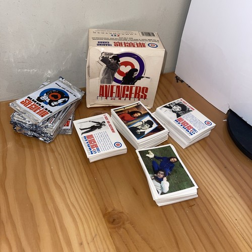 Avengers Return Trading Card Open Box 1995