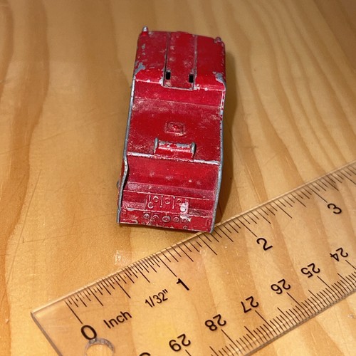 Matchbox Lesney Loose Fire Engine #9 - photo 4